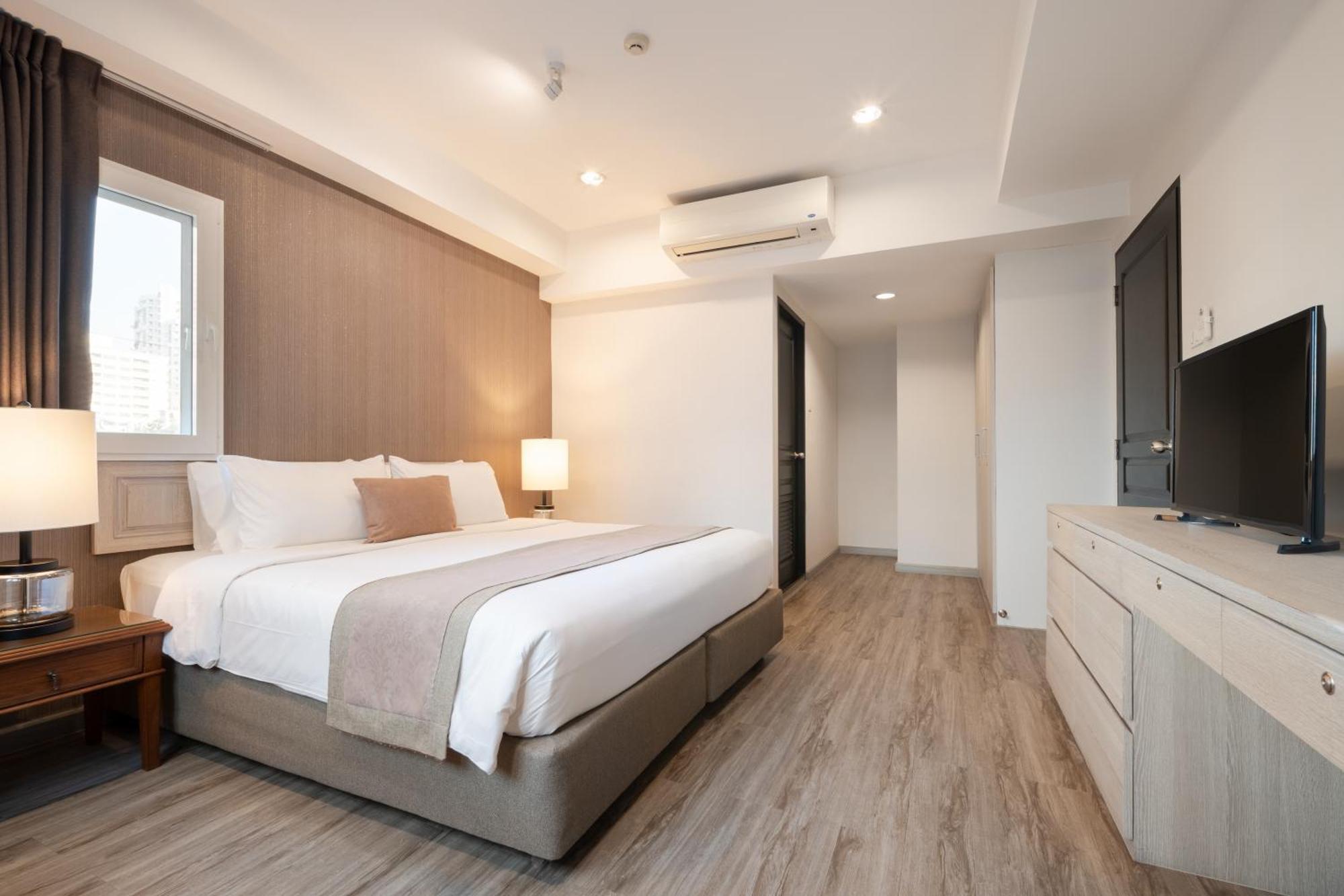 Aspira Ruamrudee โรงแรม