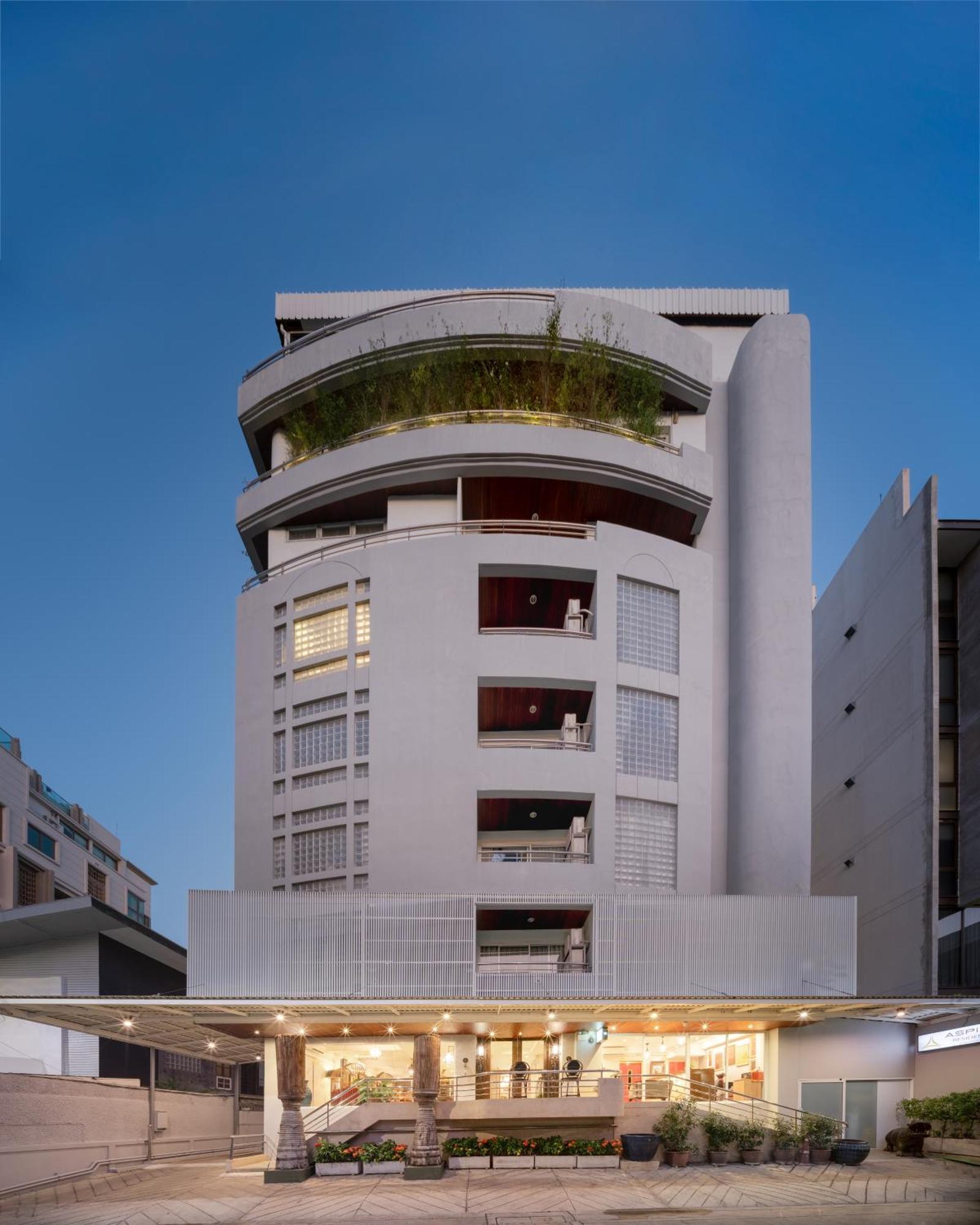 Aspira Ruamrudee โรงแรม